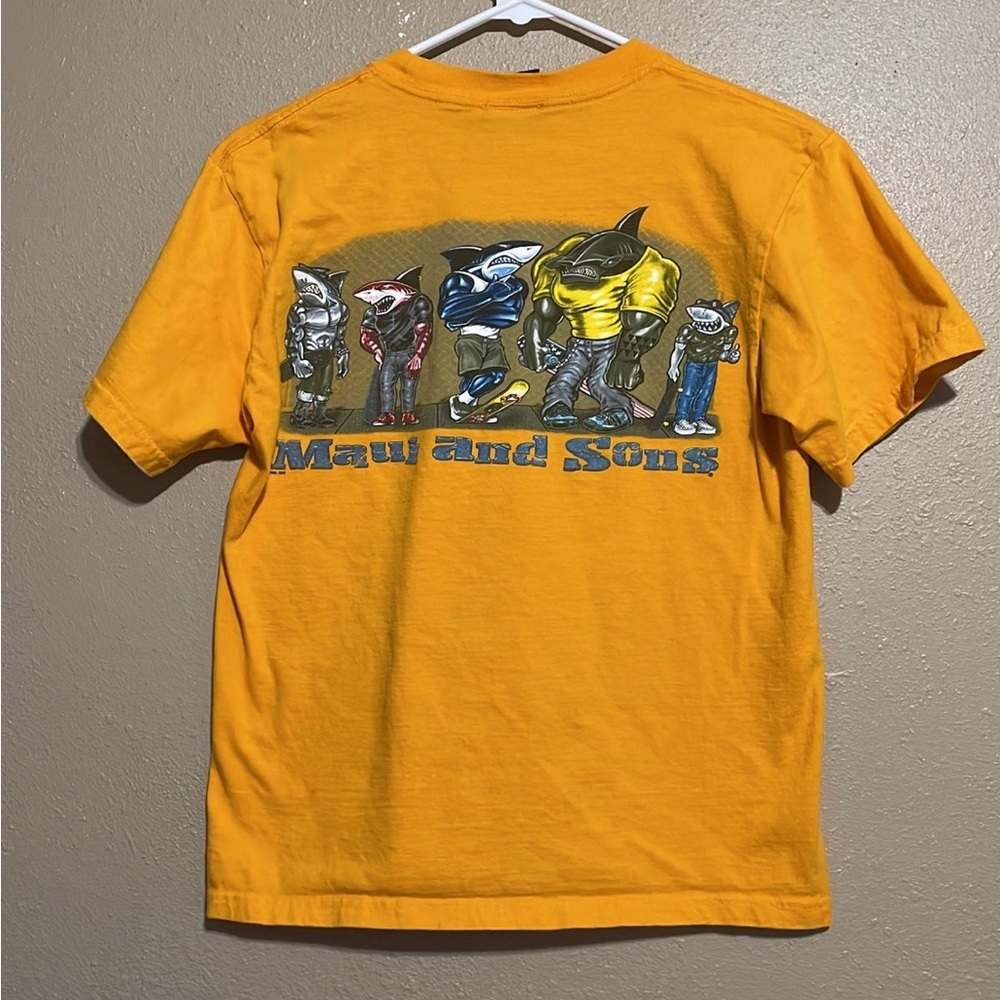 Vintage Y2K Maui And Sons Shark Graphic Orange T-Shirt Youth XL USA Made